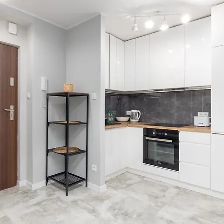 Apartment Park Mirowski Blue *