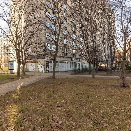 Park Mirowski Blue Apartment Warsaw